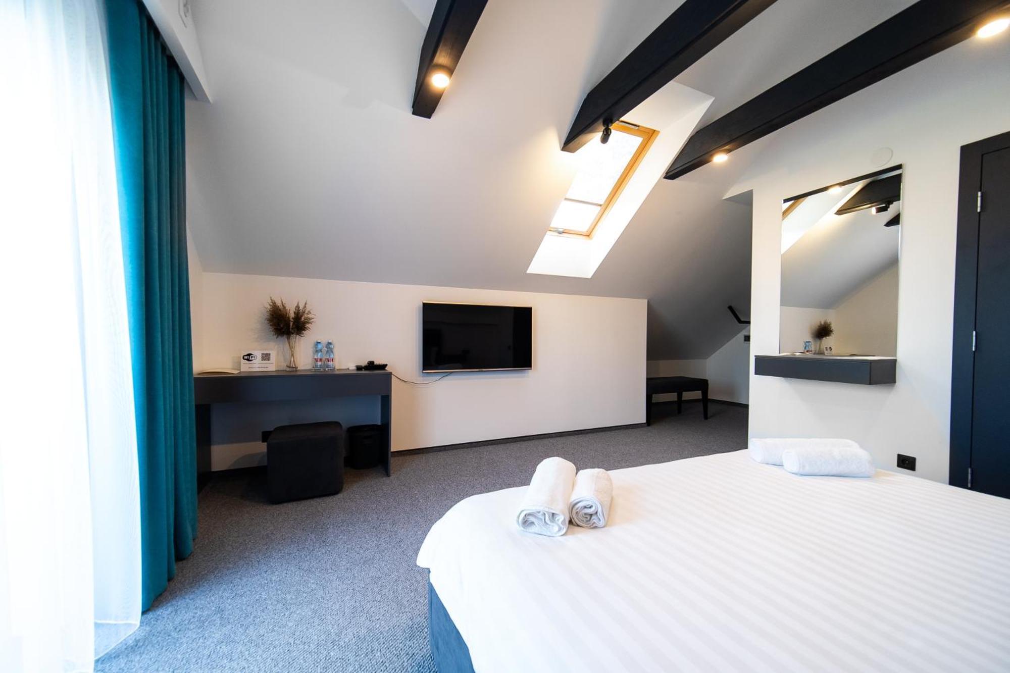 Royal Wood Hotel Rokytne  Eksteriør billede